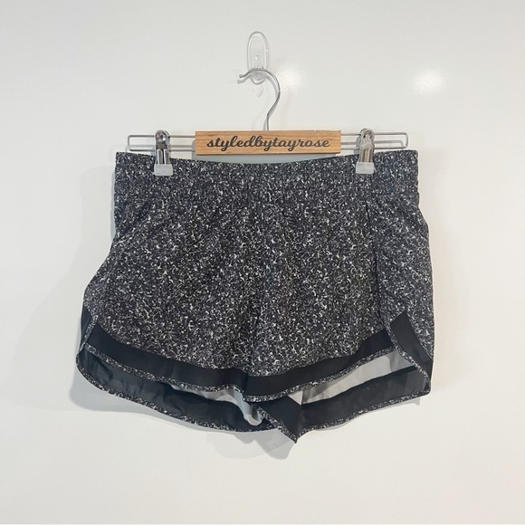 Athleta Printed Mesh Racer Run Short 4" - Picture 4 of 9